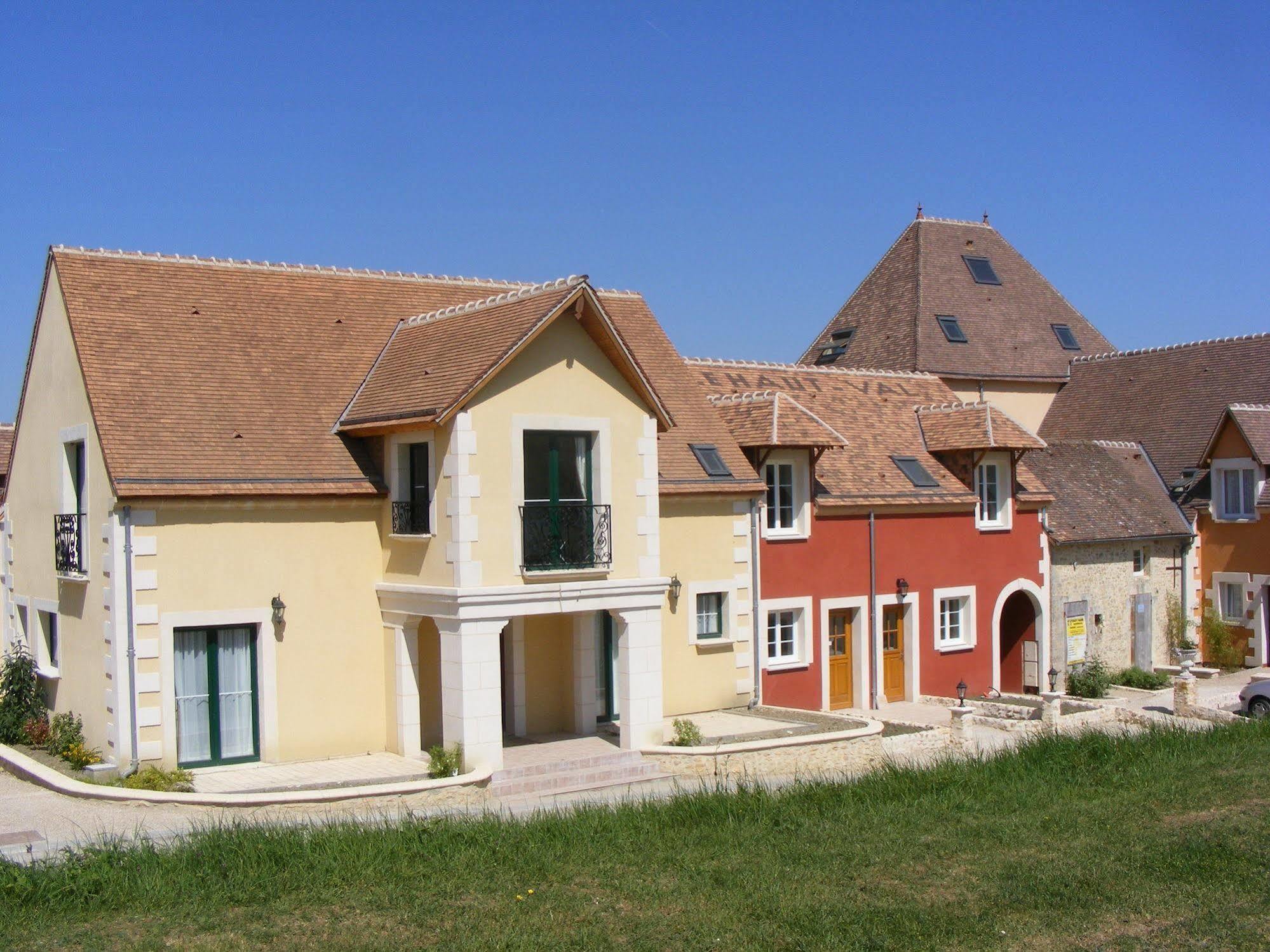 Les Belleme Golf - Selt-catering Apartments Buitenkant foto